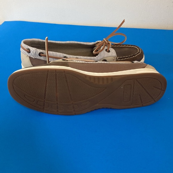 Sperry size 8 shoes - Picture 5 of 9